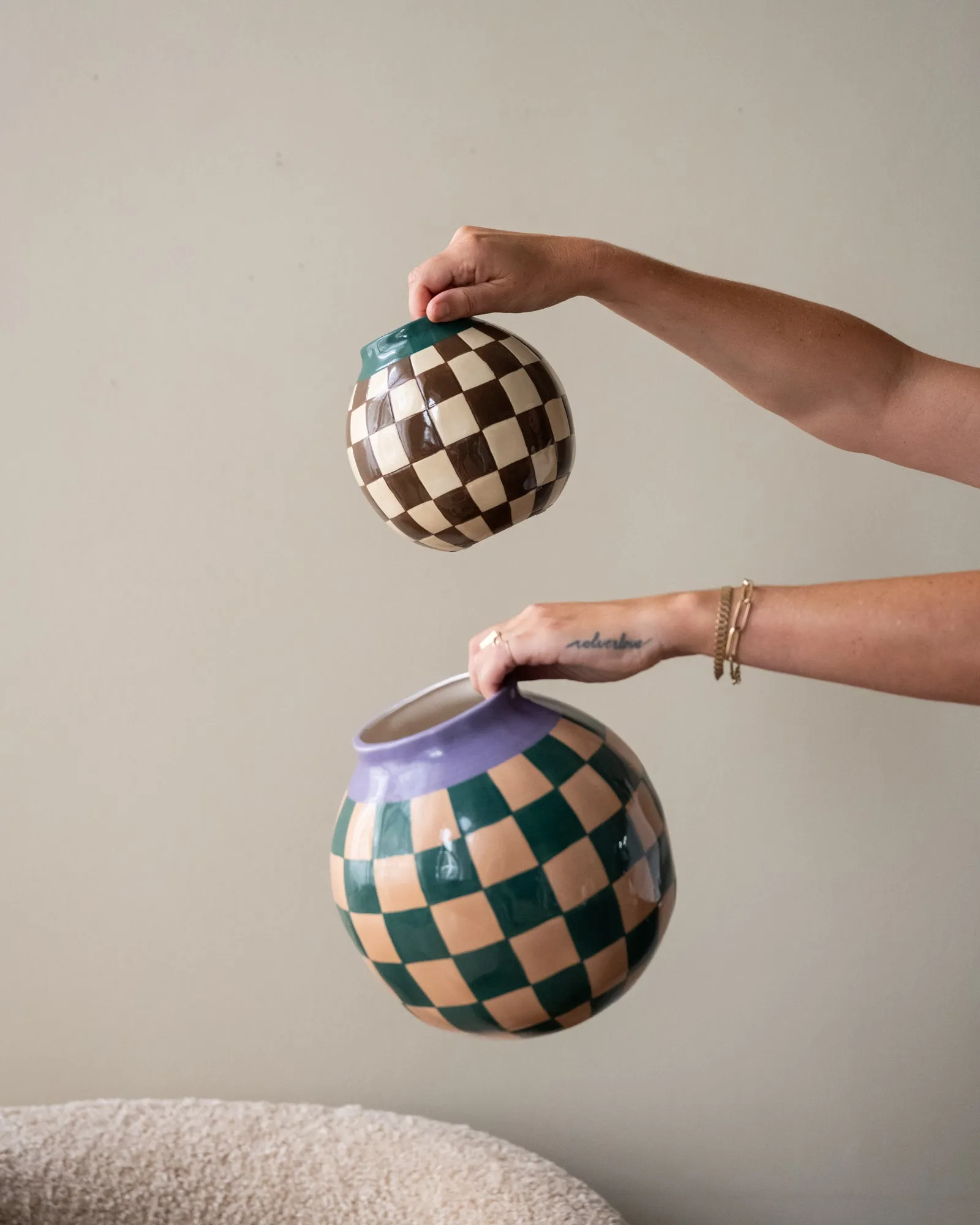Hand Painted Vase Check Green/Brown