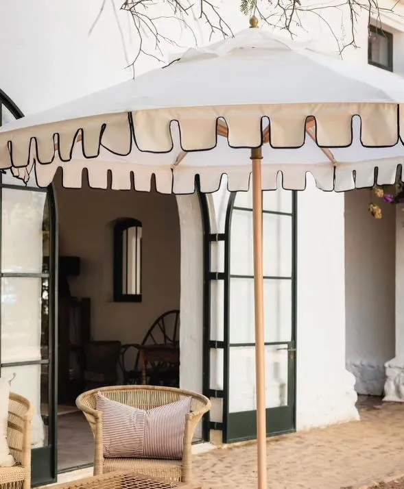 The Montague Umbrella - Scalloped