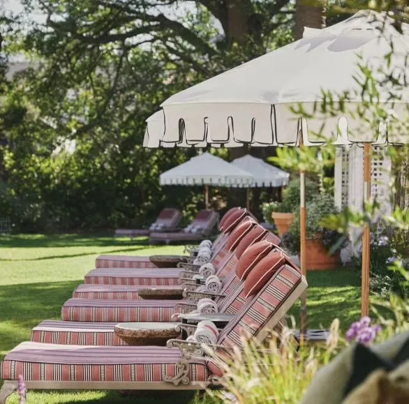The Montague Umbrella - Scalloped